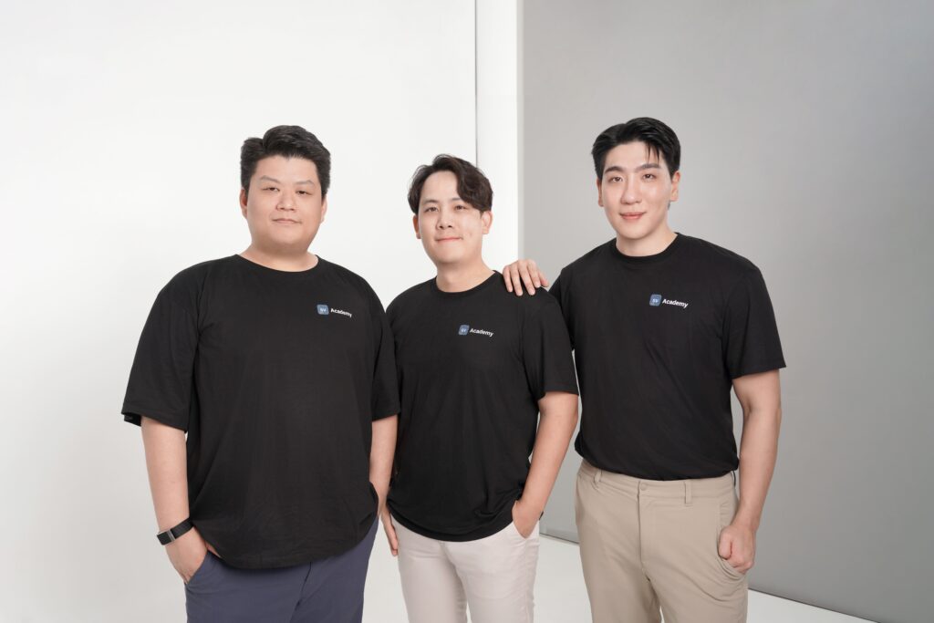 3 ผู้บริหารและร่วมก่อตั้ง ชาลี พิสุราช , ไกรรัตน์ ไมรินทร์และ พรหม ปาลเดชพงศ์